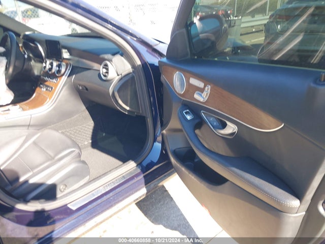55SWF8EB1KU285053 Mercedes-Benz C 300 4matic