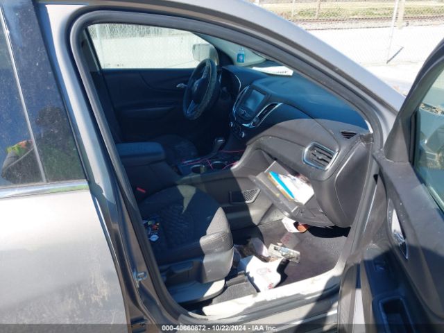 3GNAXJEV0JS533722 Chevrolet EQUINOX LT