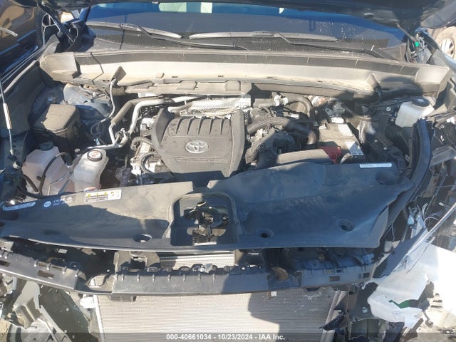 Toyota Grand Highlander Limited 2024 5TDAAAA55RS010115 Image 10