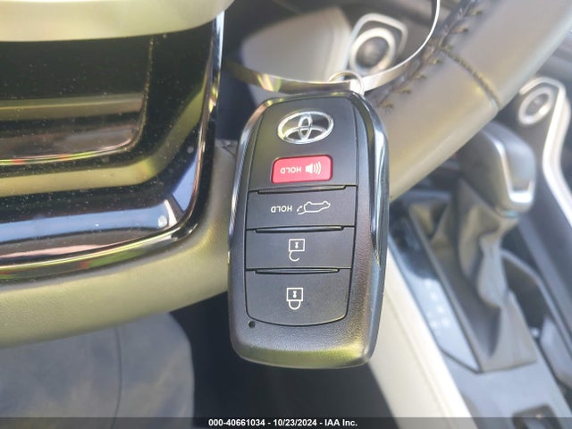 Toyota Grand Highlander Limited 2024 5TDAAAA55RS010115 Image 11