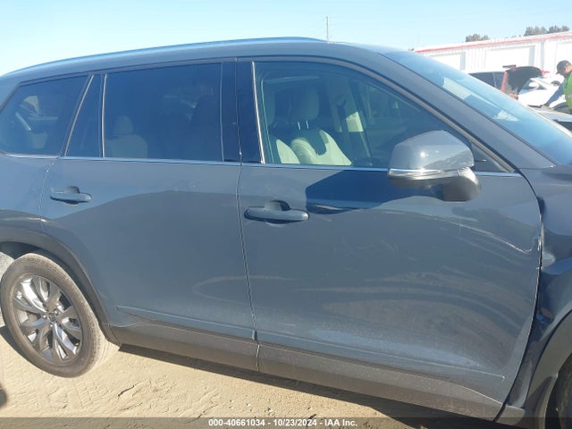 Toyota Grand Highlander Limited 2024 5TDAAAA55RS010115 Image 14