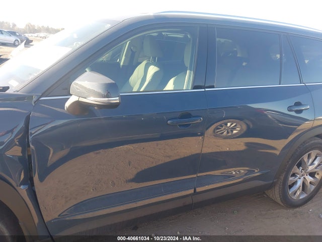 Toyota Grand Highlander Limited 2024 5TDAAAA55RS010115 Image 15