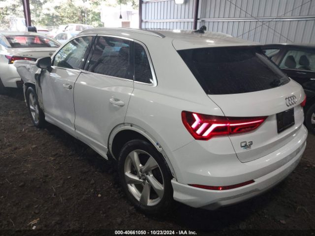 WA1AECF34K1076658 Audi Q3 2.0t Premium