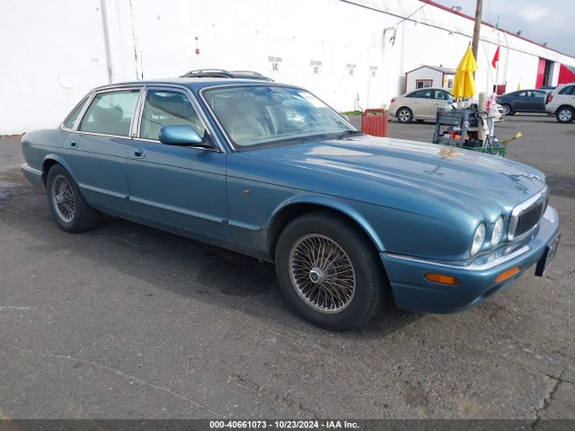 1998 JAGUAR XJ8 SAJHX1241WC826501 Photo 0