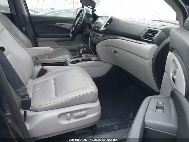 Honda Ridgeline Rtl-t 2017 5FPYK3F64HB001506 Image 5
