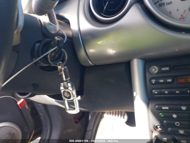 2006 MINI COOPER S WMWRE33566TJ37997 Photo 10