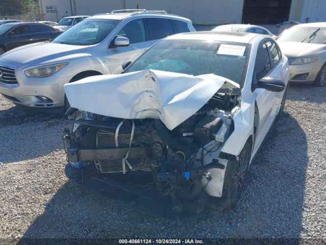 3KPF54AD2RE728931 KIA Forte Gt-line