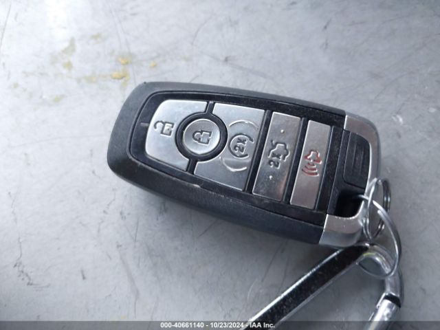 3FA6P0MU2KR196745 Ford Fusion Hybrid Sel