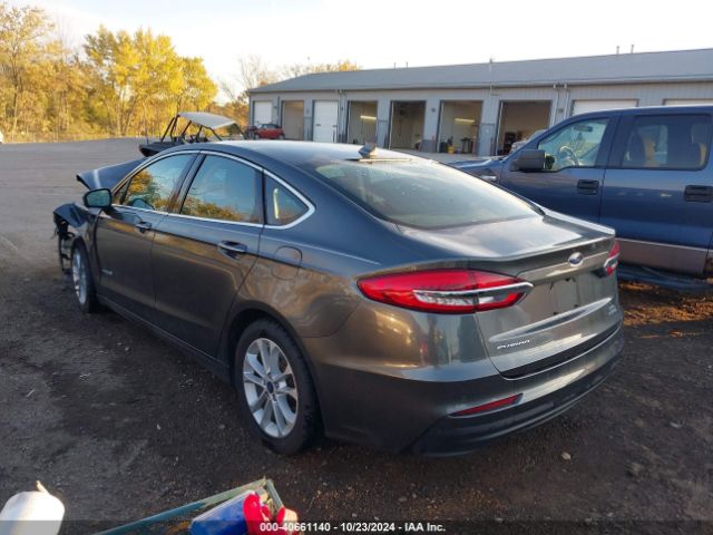 3FA6P0MU2KR196745 Ford Fusion Hybrid Sel