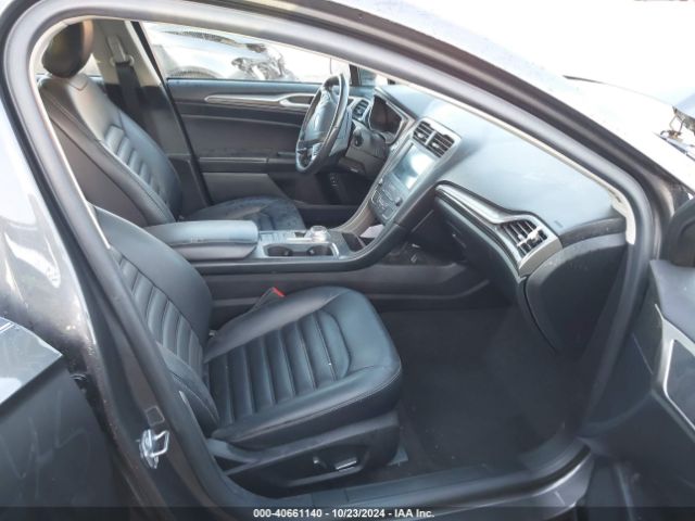 3FA6P0MU2KR196745 Ford Fusion Hybrid Sel