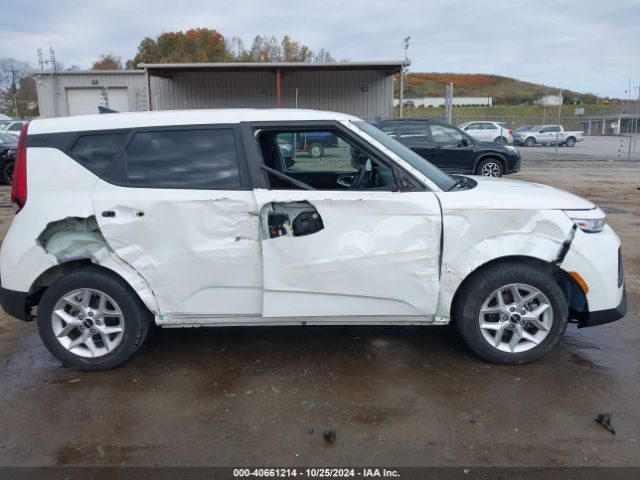 KNDJ23AU4N7829721 KIA SOUL LX