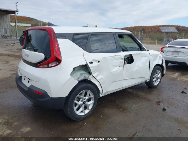 KNDJ23AU4N7829721 KIA SOUL LX