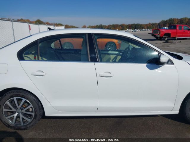 3VWDB7AJ8HM363227 Volkswagen Jetta 1.4t Se
