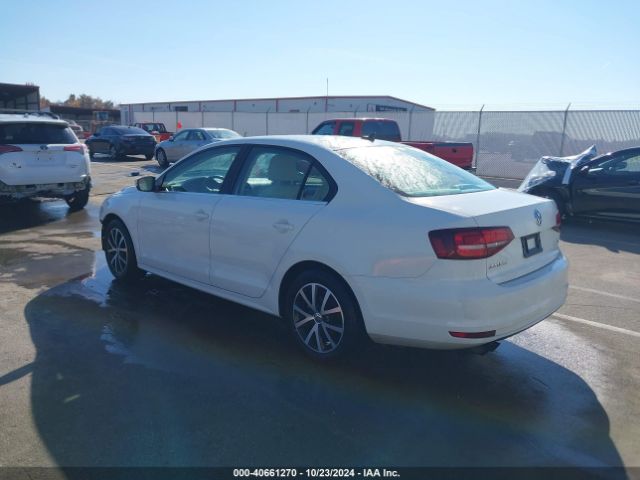 3VWDB7AJ8HM363227 Volkswagen Jetta 1.4t Se
