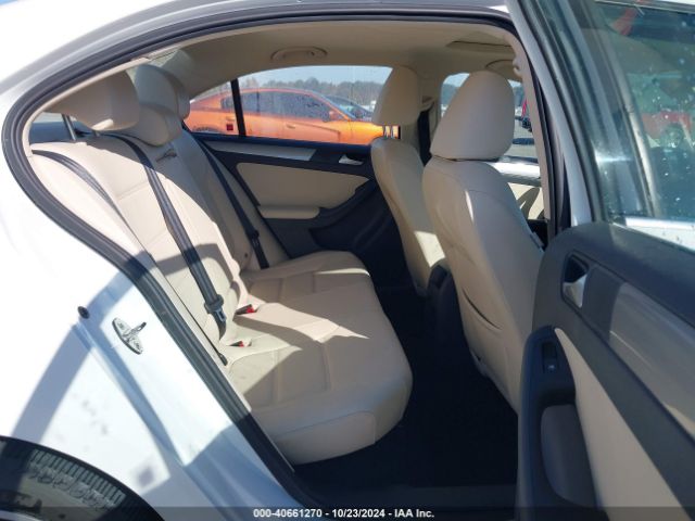 3VWDB7AJ8HM363227 Volkswagen Jetta 1.4t Se