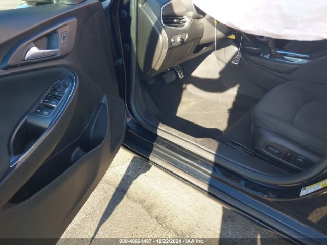1G1ZE5ST1GF283585 Chevrolet MALIBU 1LT