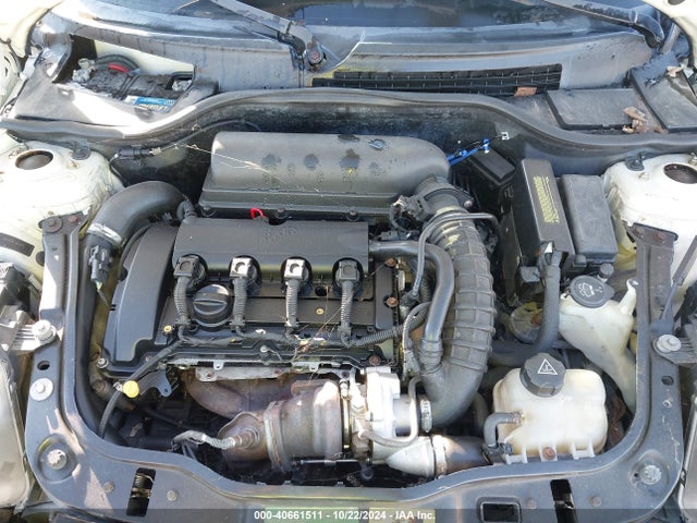 2010 MINI COOPER S WMWMF7C55ATX44626 Photo 9