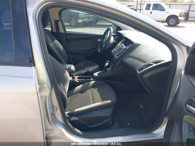 Ford FOCUS SE 2014 1FADP3F22EL288042 Image 5