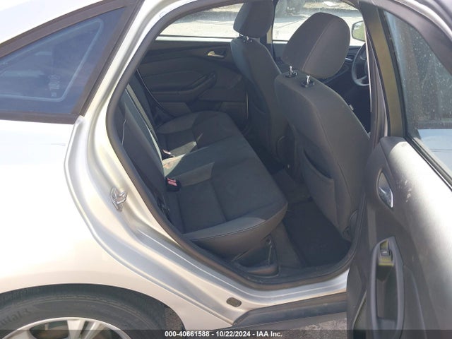 Ford FOCUS SE 2014 1FADP3F22EL288042 Image 8
