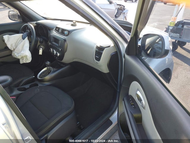 KIA SOUL + 2015 KNDJP3A5XF7786661 Image 5