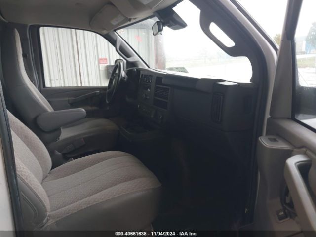 1GCWGAF73N1155904 Chevrolet Express Cargo Rwd 2500 Regular Wheelbase Wt