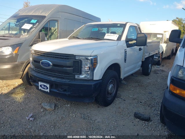 Ford F-250 Xl 2019 1FDBF2A64KEG59657 Image 2