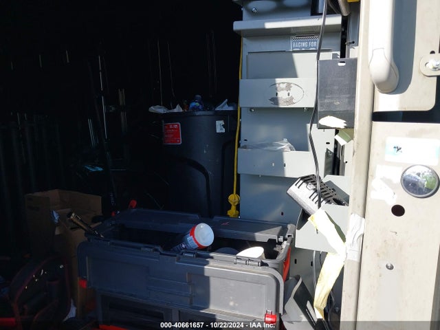 Ford Transit-150 2019 1FTYE1YM9KKA78236 Image 8