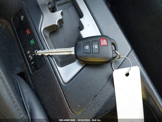 Toyota Rav4 Xle 2017 JTMWFREV4HJ709117 Image 11