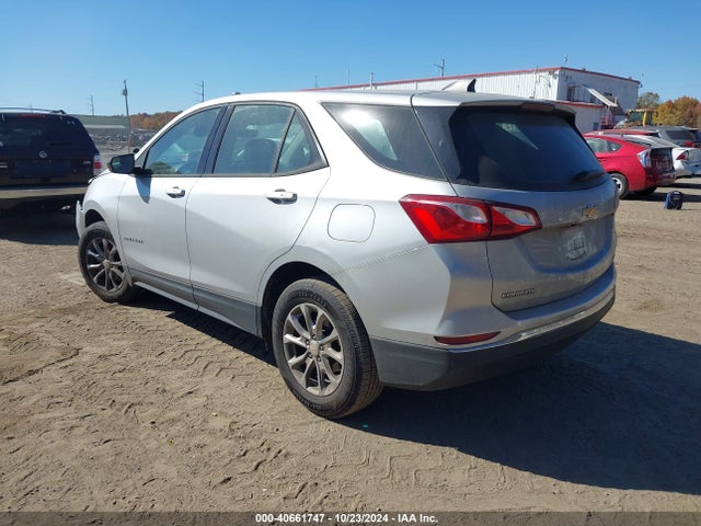 Chevrolet EQUINOX LS 2018 2GNAXREV2J6322793 Image 3
