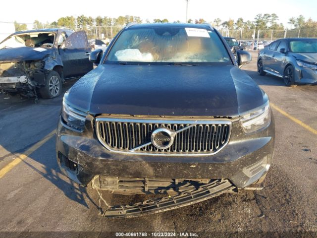YV4AC2HK5L2317419 Volvo Xc40 T4 Momentum
