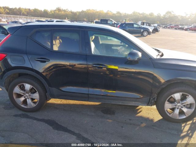 YV4AC2HK5L2317419 Volvo Xc40 T4 Momentum
