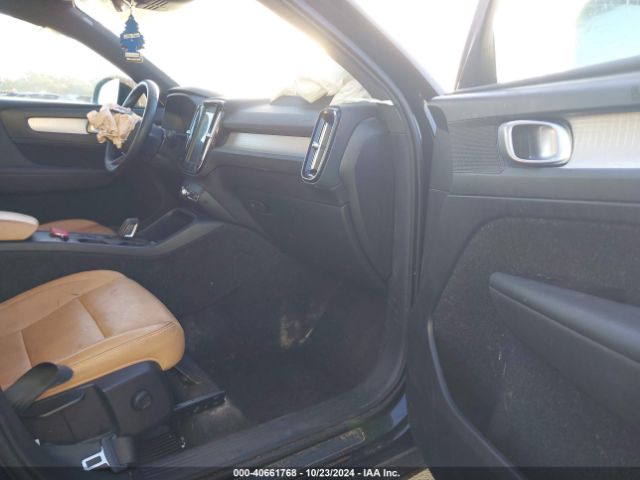 YV4AC2HK5L2317419 Volvo Xc40 T4 Momentum