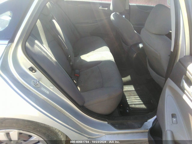 Продажа на аукционе авто 2011 Hyundai Sonata Gls, vin: 5NPEB4AC1BH005908, номер лота: 40661784