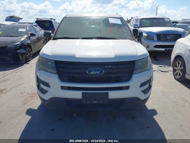 Ford Utility Police Interceptor 2017 1FM5K8AR2HGB55532 Image 12