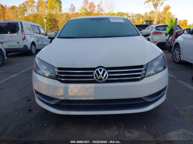 1VWAS7A32EC032872 Volkswagen Passat 1.8t Wolfsburg Edition