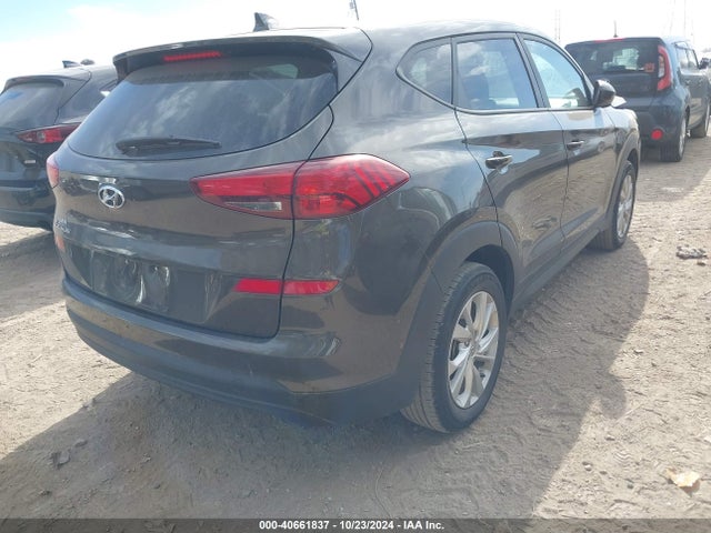 Hyundai TUCSON SE 2019 KM8J23A45KU978597 Image 4
