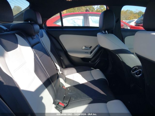 W1K3G4FB0LW046489 Mercedes-Benz A 220 4matic