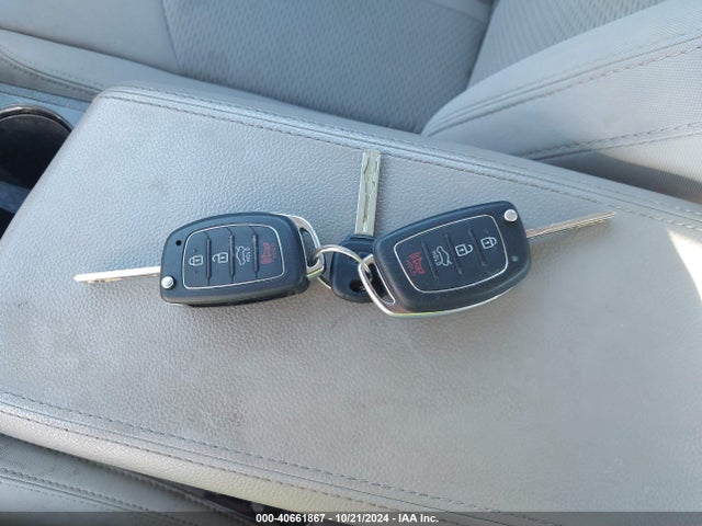 Hyundai SONATA SE 2015 5NPE24AF9FH009155 Image 11