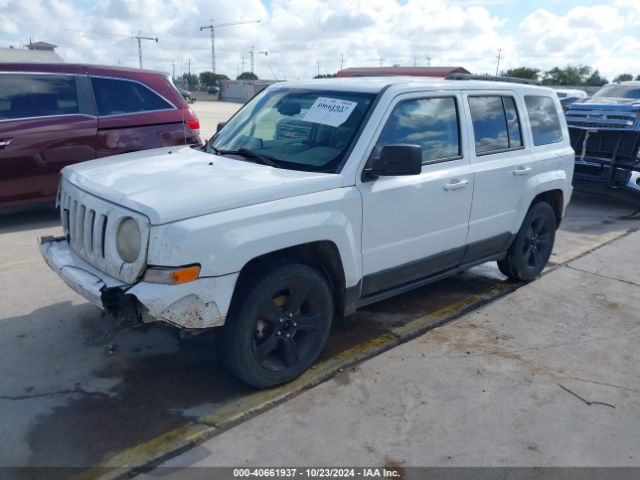 1C4NJPBAXED674352 Jeep Patriot Altitude