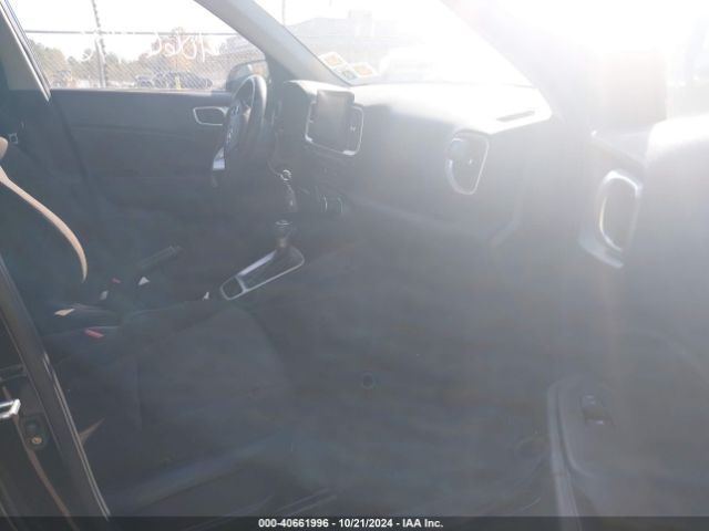 KMHRB8A37LU049424 Hyundai Venue Se