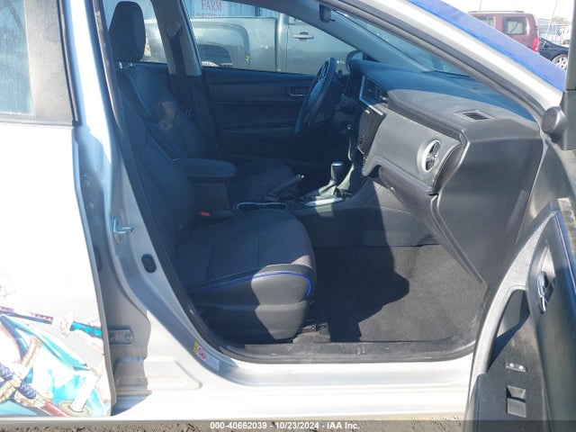 Toyota COROLLA SE 2018 2T1BURHEXJC013847 Image 5
