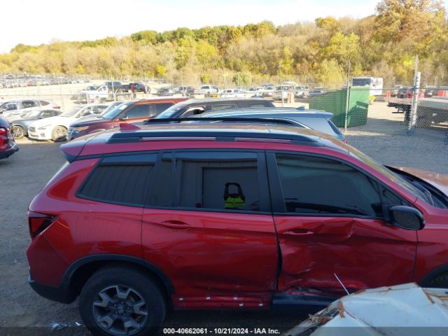 5FNYF8H61NB015883 Honda Passport Awd Trailsport
