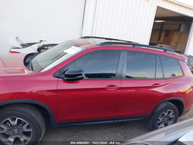 5FNYF8H61NB015883 Honda Passport Awd Trailsport