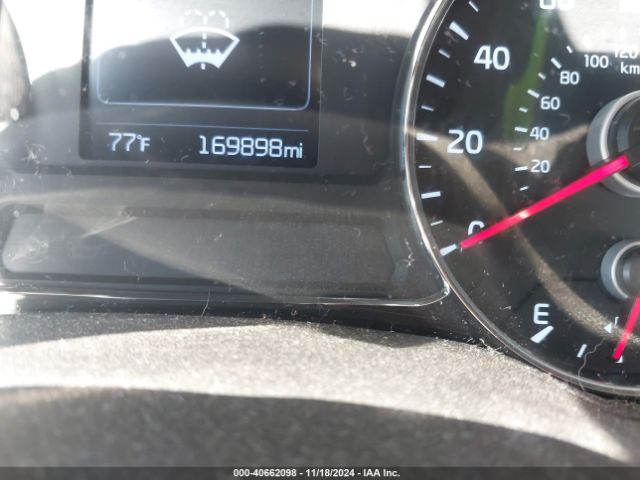 3KPFL4A79JE215180 KIA FORTE S