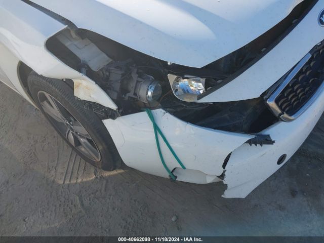 3KPFL4A79JE215180 KIA FORTE S