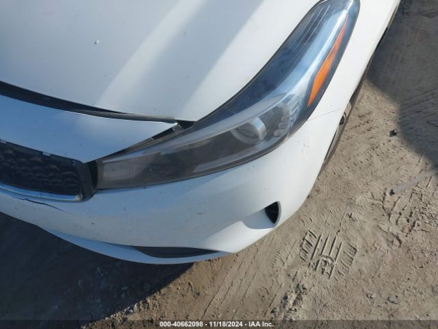 3KPFL4A79JE215180 KIA FORTE S