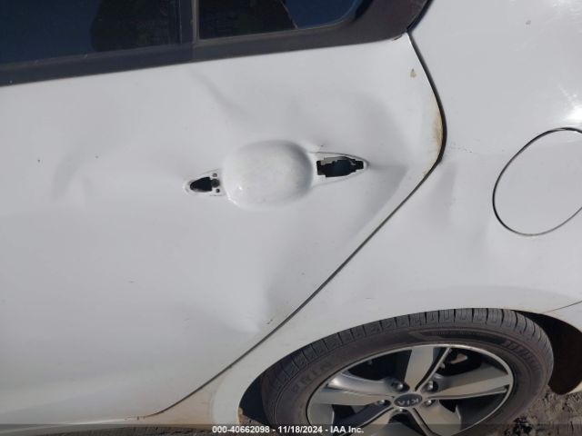 3KPFL4A79JE215180 KIA FORTE S