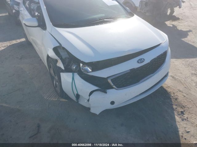 3KPFL4A79JE215180 KIA FORTE S