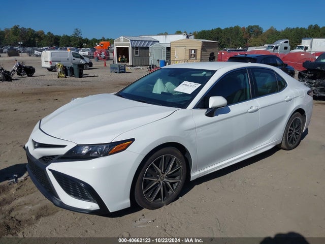 Toyota CAMRY SE 2024 4T1G11AK5RU887632 Image 2