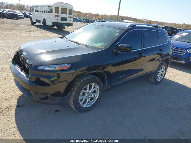 Jeep Cherokee Latitude 2015 1C4PJMCB1FW635461 Image 2